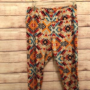 Lularoe limited pattern leggings